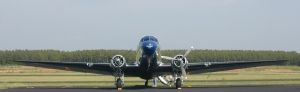 DC-3_nose